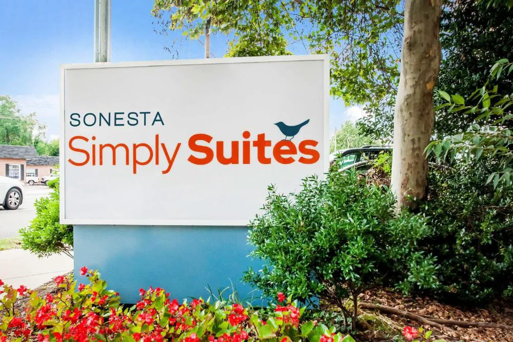 Sonesta Simply Suites Falls Church hotel hero