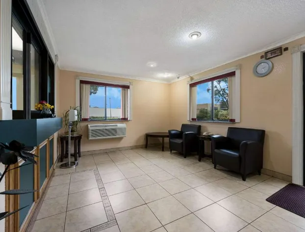 Econo Lodge Spotsylvania Town Center hotel detail image 2