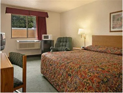 Econo Lodge Spotsylvania Town Center hotel detail image 3