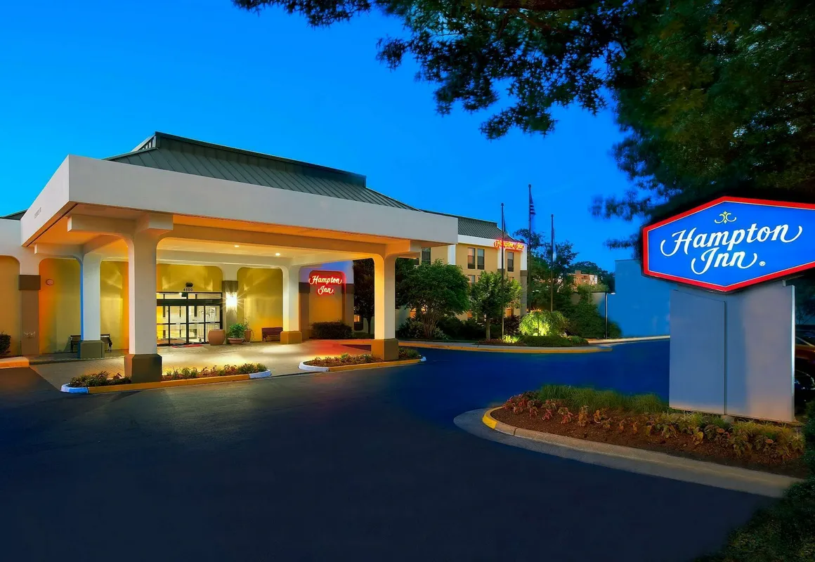 Hampton Inn Alexandria/Pentagon South hotel hero