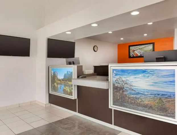 Howard Johnson by Wyndham Harrisonburg hotel detail image 4