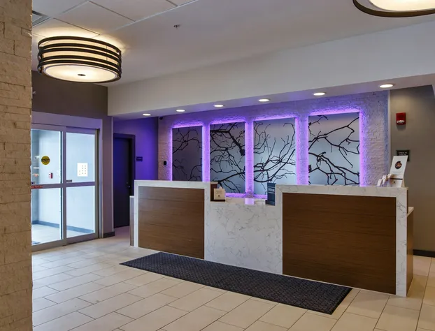 DoubleTree by Hilton Neenah hotel detail image 4