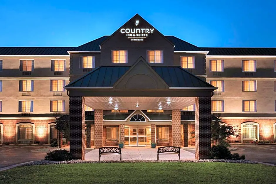 Country Inn & Suites by Radisson, Lexington, VA hotel hero