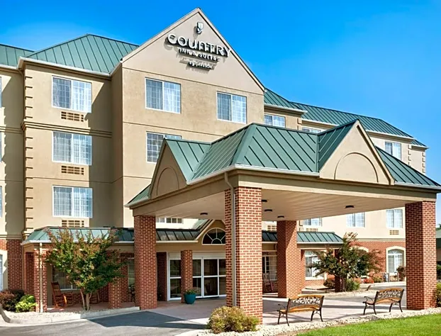 Country Inn & Suites by Radisson, Lexington, VA hotel detail image 2