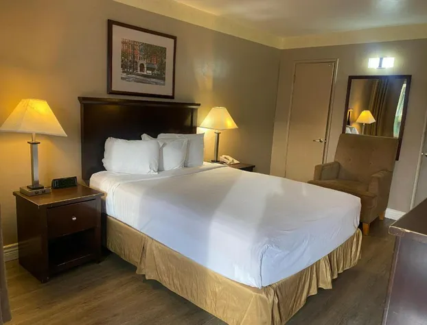 Travelodge by Wyndham Everett City Center hotel detail image 4