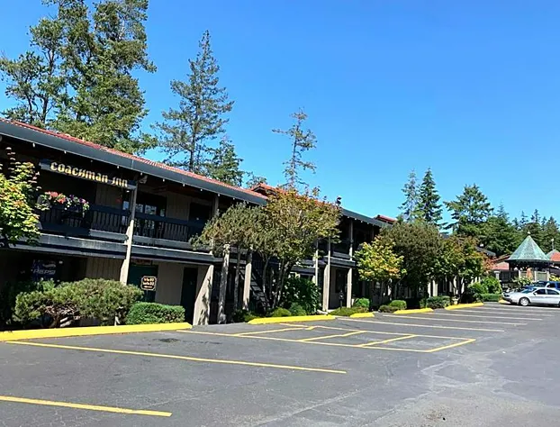 Coachman Inn & Suites hotel detail image 3