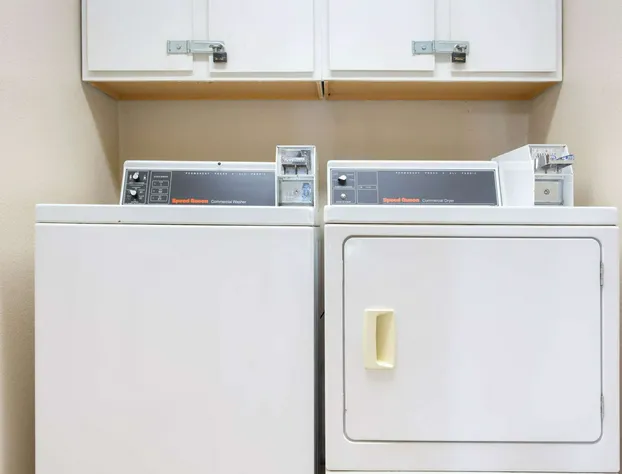 Super 8 by Wyndham Weston WV hotel detail image 3