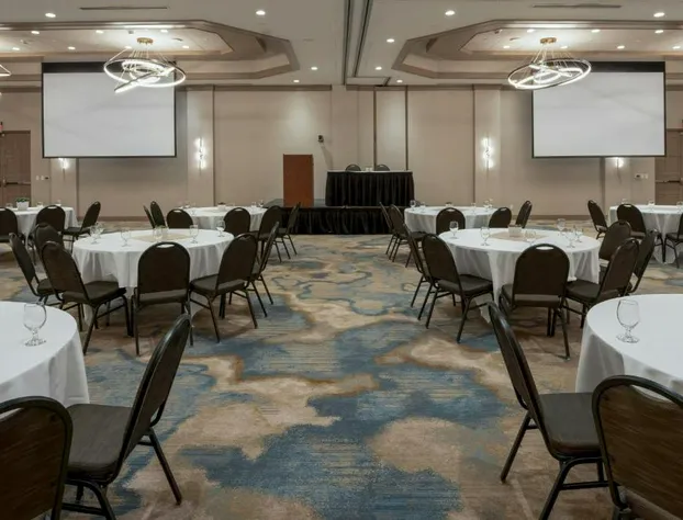Oshkosh Marriott Waterfront Hotel & Convention Center hotel detail image 1