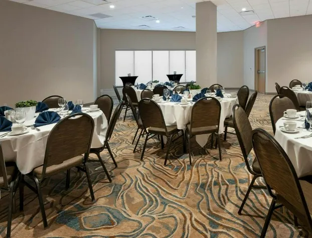 Oshkosh Marriott Waterfront Hotel & Convention Center hotel detail image 2