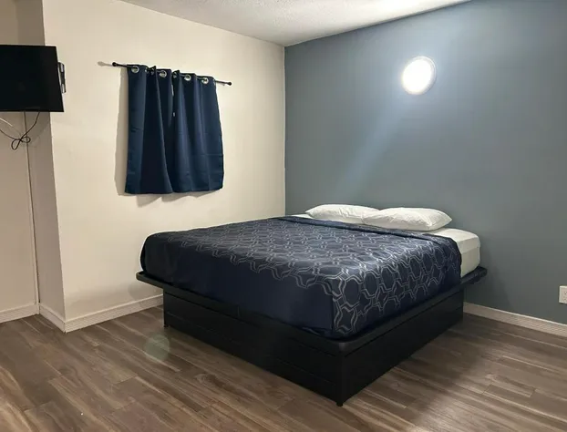 Budget Inn Hollywood hotel detail image 2