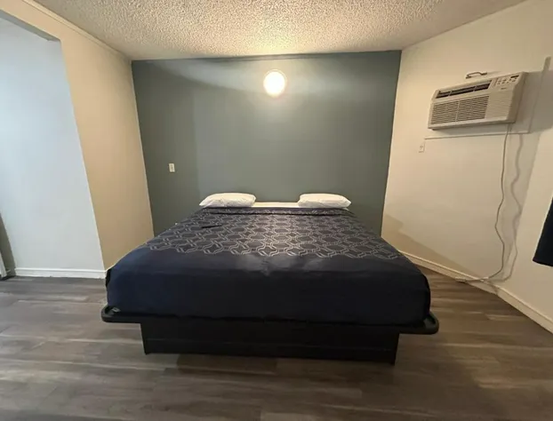 Budget Inn Hollywood hotel detail image 3