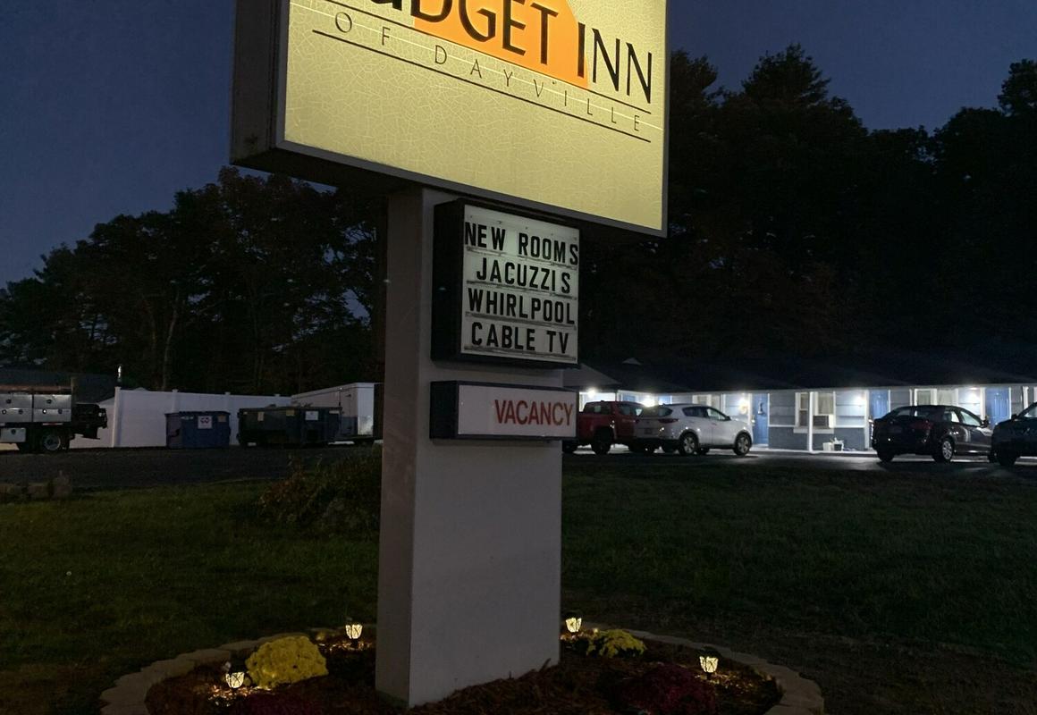 Budget Inn Dayville hotel hero