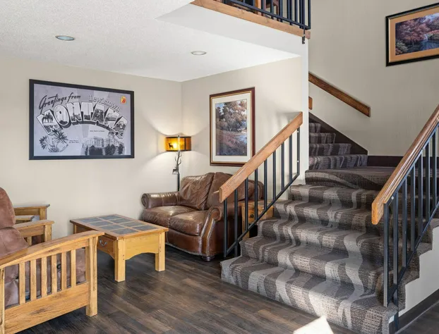 Super 8 by Wyndham Lewistown hotel detail image 3