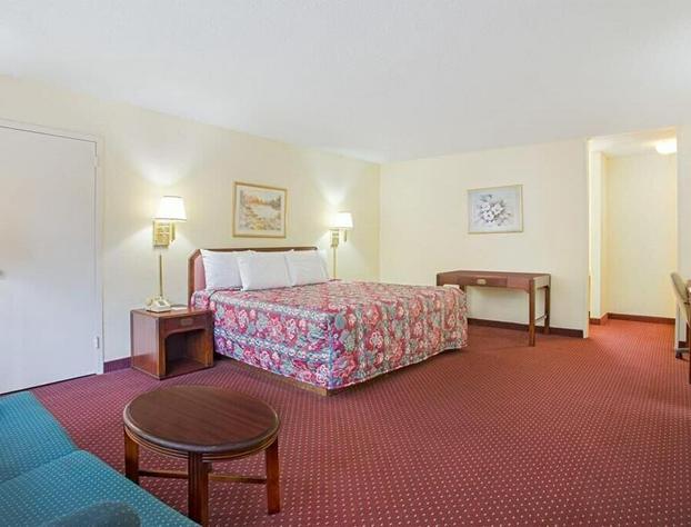 Bristol Parkway Inn hotel detail image 3