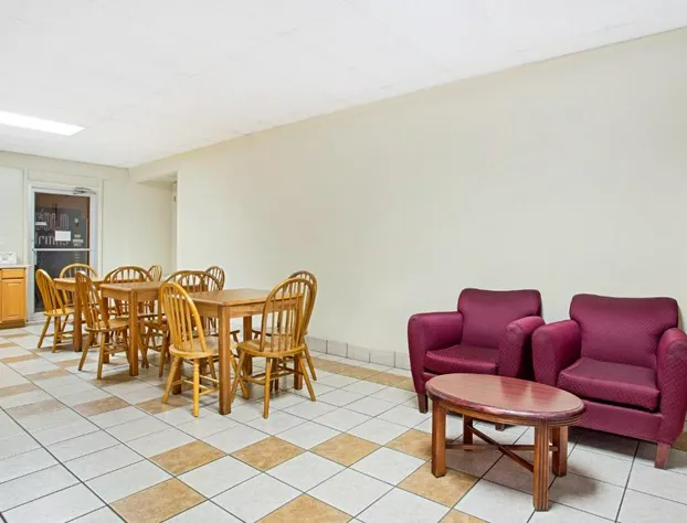 Bristol Parkway Inn hotel detail image 2