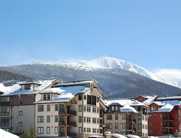 Fraser Crossing Founders Pointe hotel detail image 3