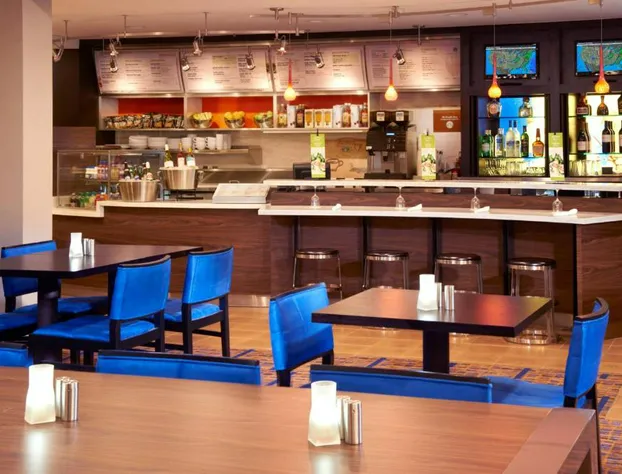 Courtyard by Marriott Toledo Rossford/Perrysburg hotel detail image 1