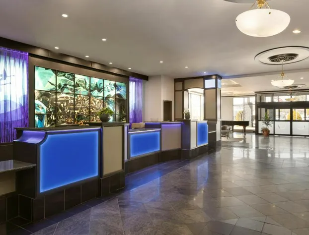 Travelodge by Wyndham Hotel & Convention Centre Quebec City hotel detail image 4