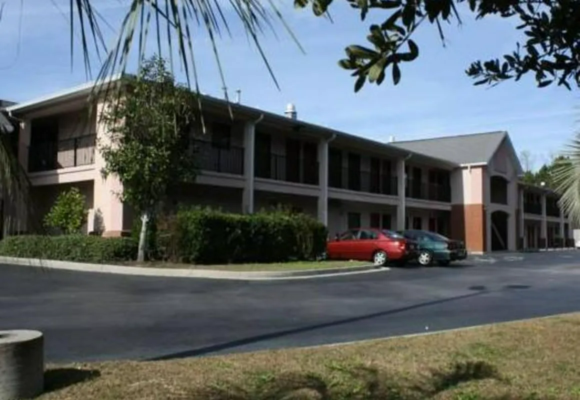 Travelodge by Wyndham Port Wentworth Savannah Area hotel hero