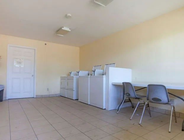 Days Inn by Wyndham Shenandoah hotel detail image 4