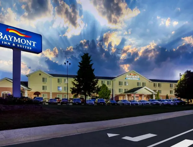 Baymont by Wyndham Mackinaw City hotel detail image 2