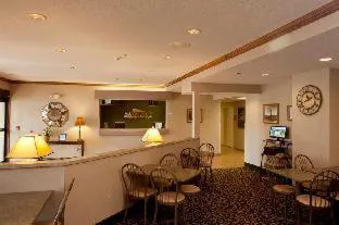 Baymont by Wyndham Mackinaw City hotel detail image 4