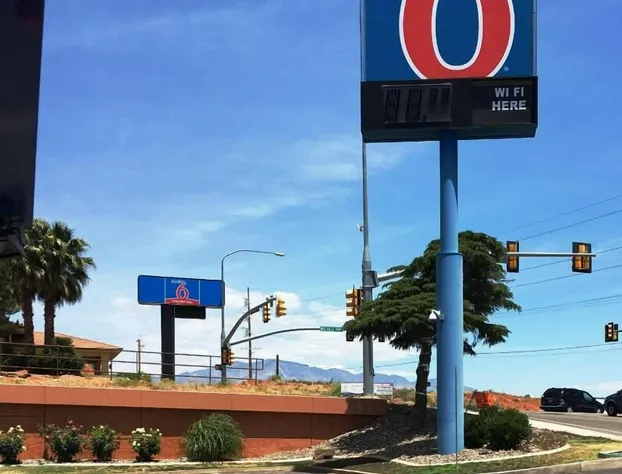 Studio 6 Saint George, UT hotel detail image 2