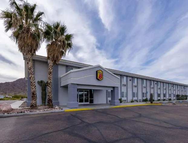 Super 8 by Wyndham Quartzsite AZ hotel detail image 2
