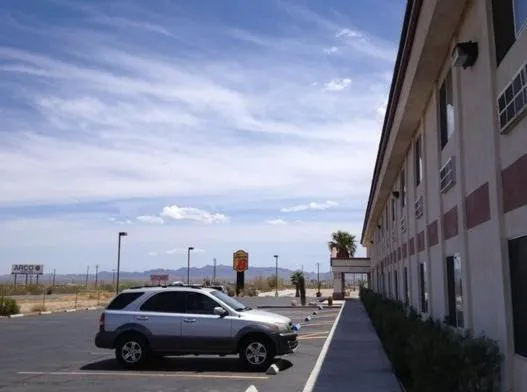 Super 8 by Wyndham Quartzsite AZ hotel detail image 3