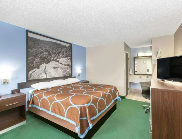 Super 8 by Wyndham Malvern hotel detail image 4