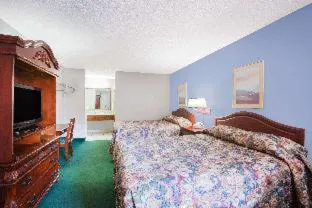 Super 8 by Wyndham Malvern hotel detail image 4