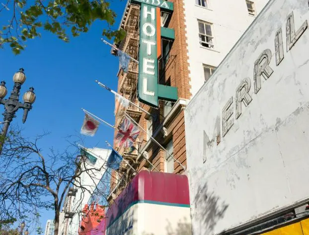 Aida Plaza Hotel hotel detail image 2