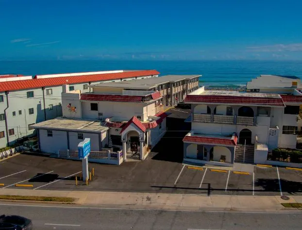 La Bella Oceanfront Inn hotel detail image 2