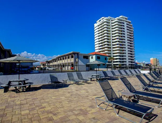 La Bella Oceanfront Inn hotel detail image 3