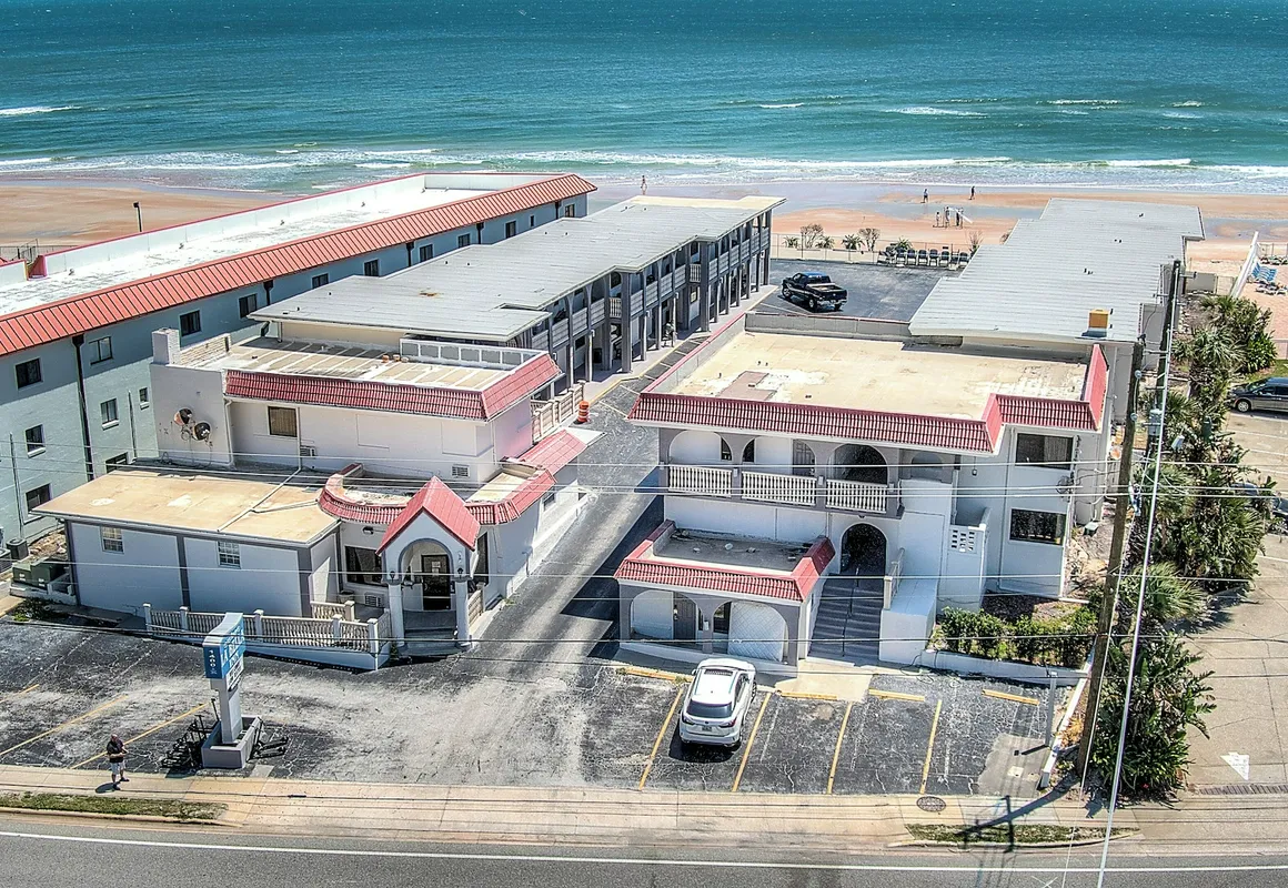 La Bella Oceanfront Inn hotel hero