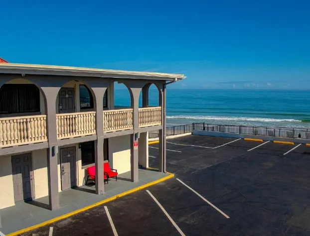 La Bella Oceanfront Inn hotel detail image 1