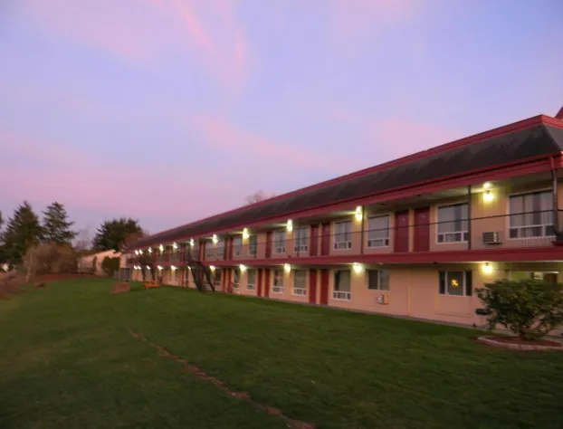 Lakeview Inn Centralia hotel detail image 1