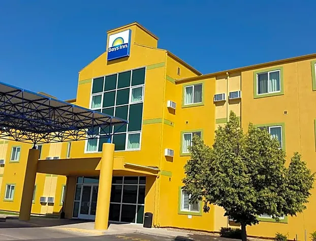 Days Inn by Wyndham Vernal hotel detail image 1