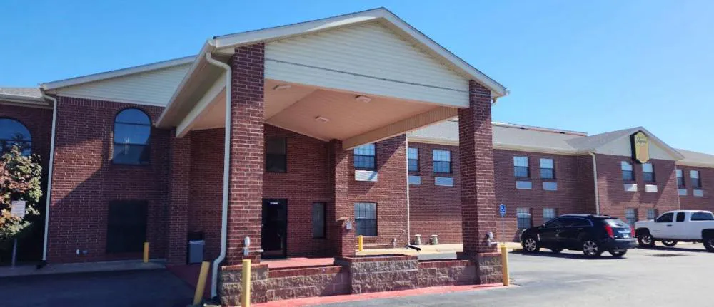 Super 8 by Wyndham White Hall hotel hero