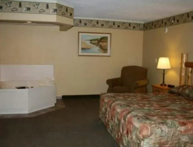 Oveson Pelican Lake Resort and Inn hotel detail image 4