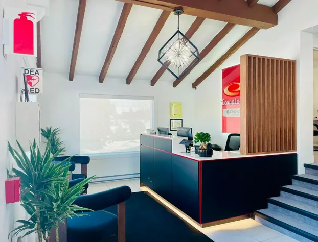 : Econo lodge Hotel Brossard hotel detail image 3