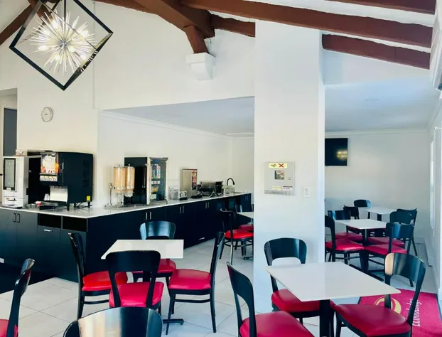 Econo Lodge Hotel Brossard hotel detail image 4