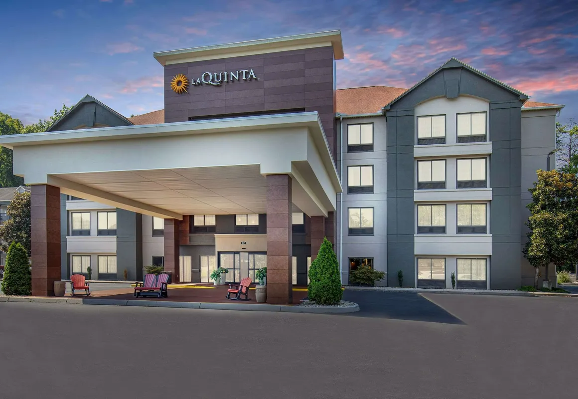 La Quinta Inn by Wyndham Pigeon Forge-Dollywood hotel hero