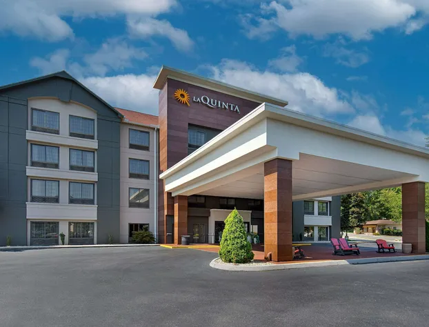 La Quinta Inn by Wyndham Pigeon Forge-Dollywood hotel detail image 1