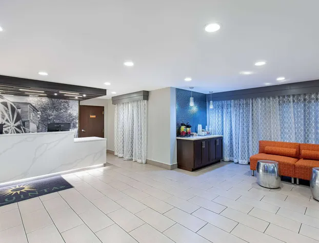 La Quinta Inn by Wyndham Pigeon Forge-Dollywood hotel detail image 3