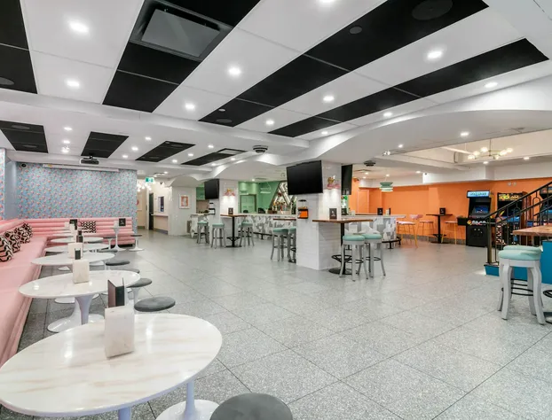 Hotel Belmont Vancouver - MGallery Collection hotel detail image 3