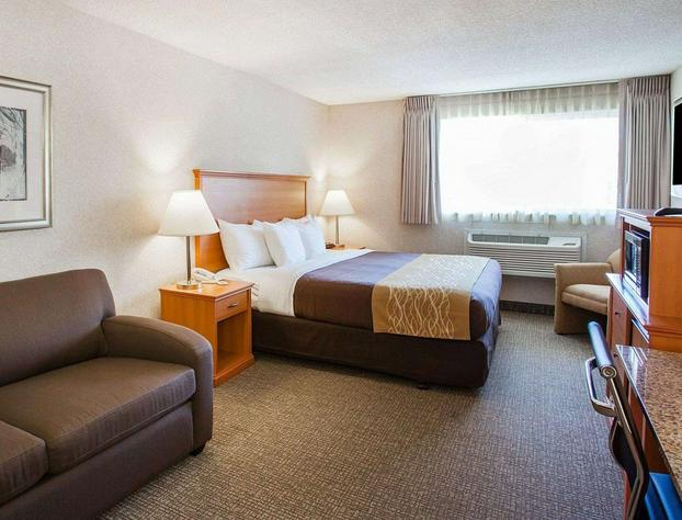 Quality Inn Kirkland hotel detail image 1