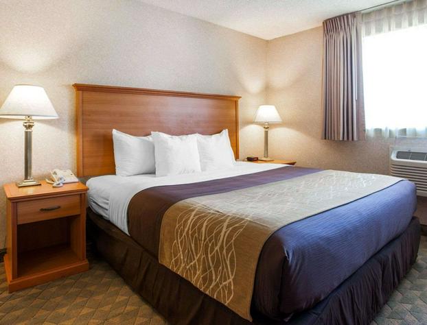 Quality Inn Kirkland hotel detail image 4