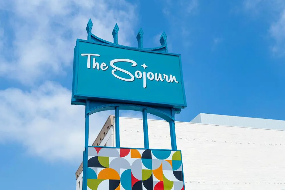 The Sojourn Los Angeles - Sherman Oaks hotel hero