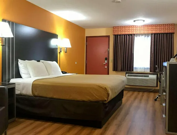 Econo Lodge Purcell hotel detail image 4